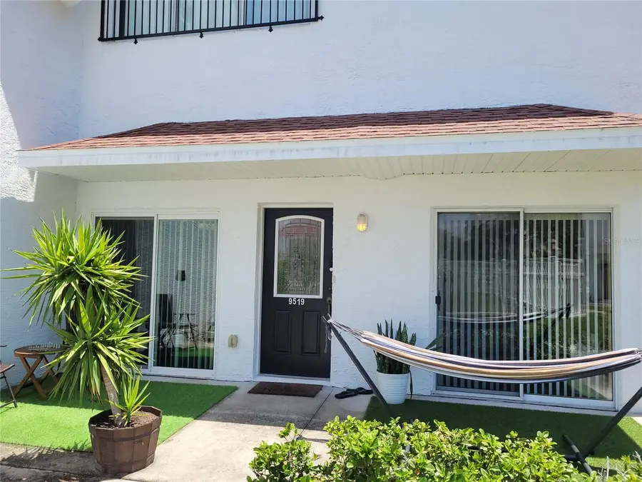 9519 Orange Valley Court, Tampa, FL 33618 - Image #2