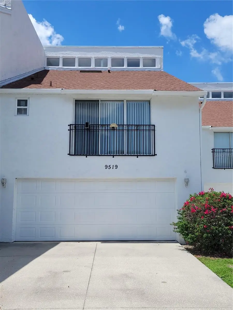 9519 Orange Valley Court, Tampa, FL 33618 - Image #3