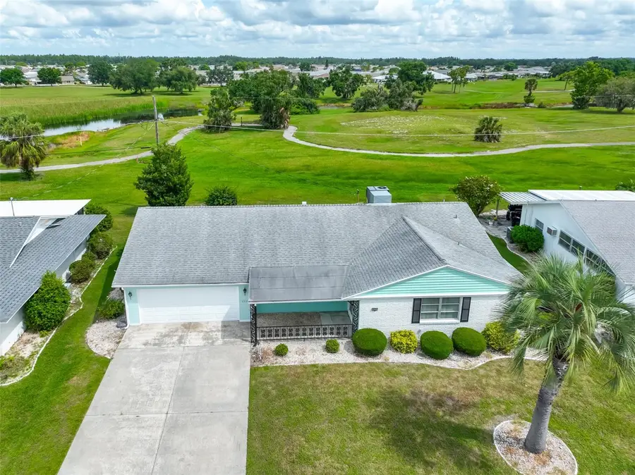 823 Fox Hills Drive, Sun City Center, FL 33573 - Image #2