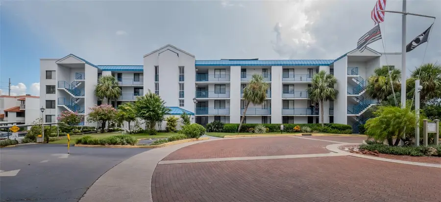 2424 W Tampa Bay Boulevard #L302, Tampa, FL 33607 - Image #3