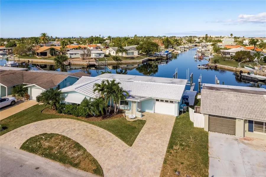 4845 Shell Stream Boulevard, New Port Richey, FL 34652 - Image #2
