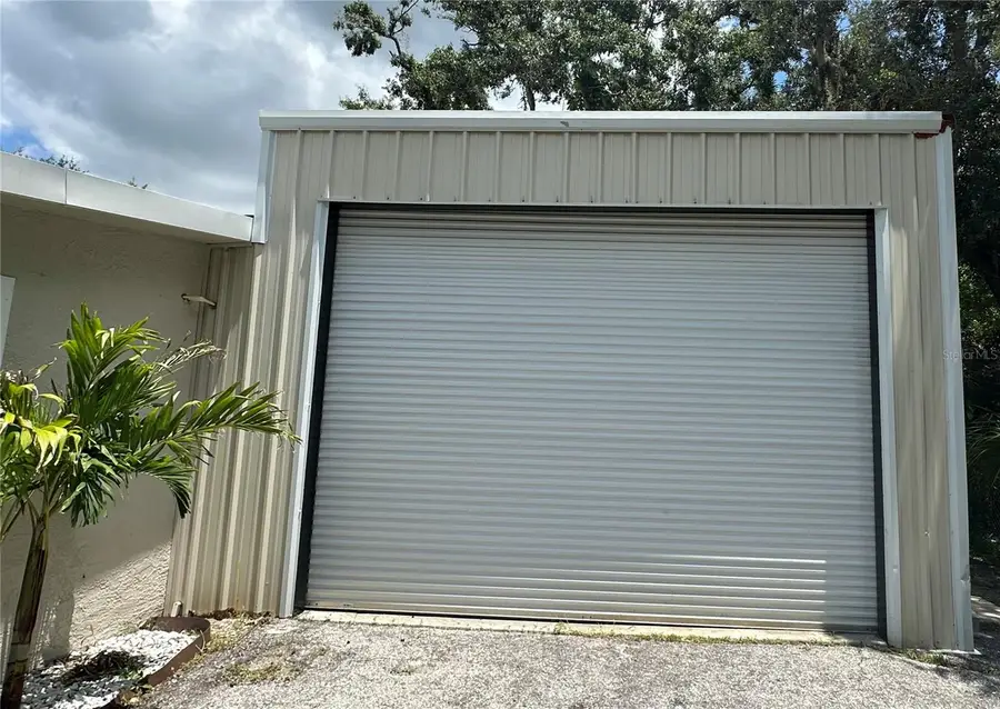 602 8th Court Se, Ruskin, FL 33570 - Image #2