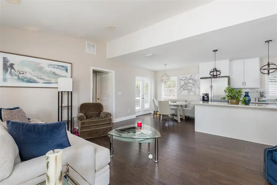 4003 W Coachman Avenue, Tampa, FL 33611 - Image #3