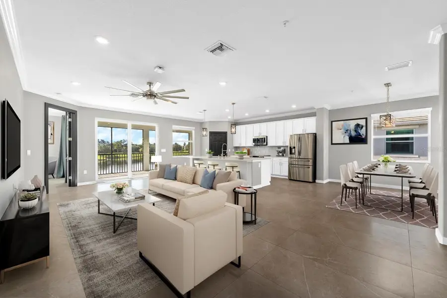 933 Tidewater Shores Loop #722, Bradenton, FL 34208 - Image #2