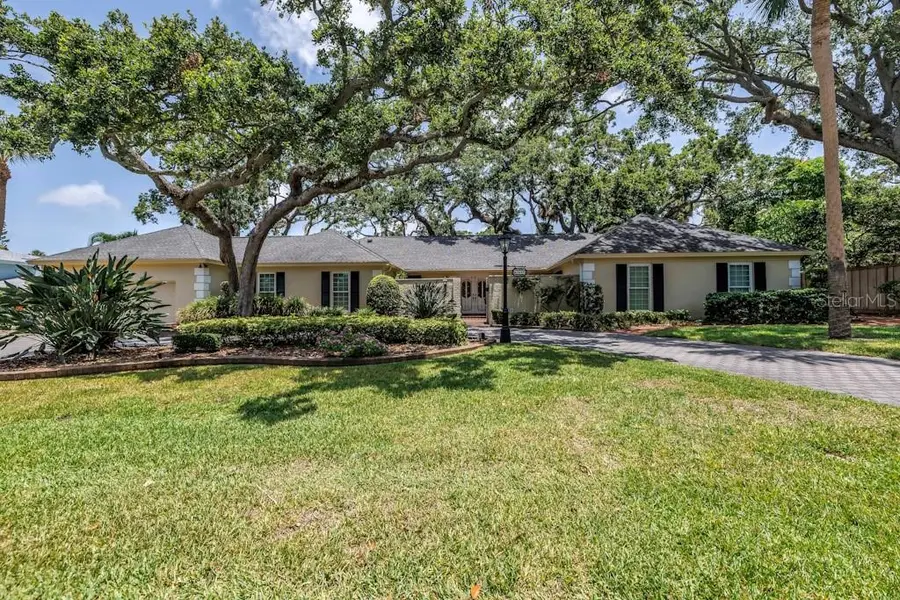 8229 22nd Avenue N, Saint Petersburg, FL 33710 - Image #2