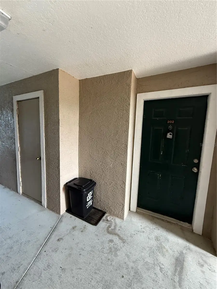 18106 Peregrines Perch Place #202, Lutz, FL 33558 - Image #3