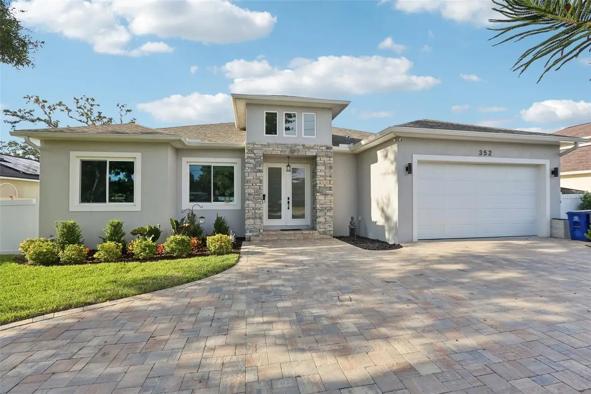 352 Mehlenbacher Road, Belleair, FL 33756 - Image #1