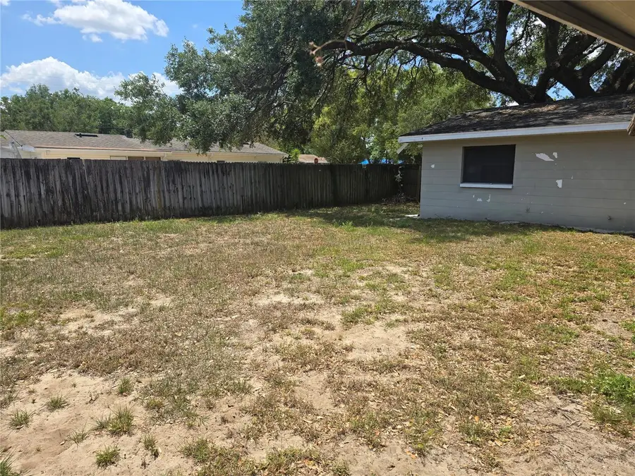 6124 11th Street, Zephyrhills, FL 33542 - Image #3