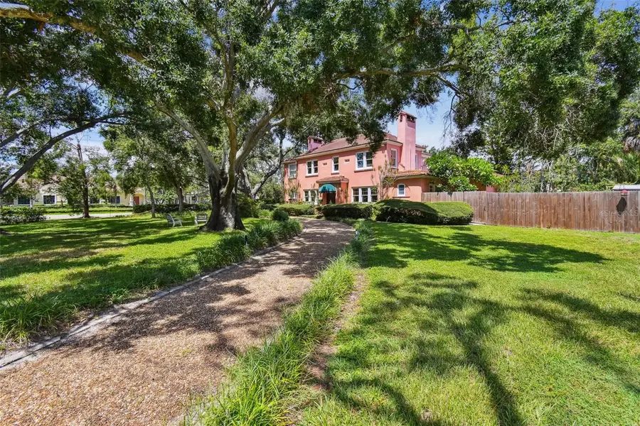 100 72nd Street S, Saint Petersburg, FL 33707 - Image #2