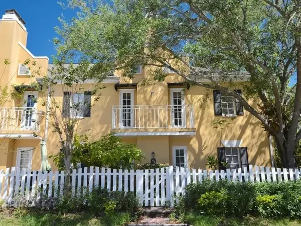 2315 S Clewis Court #102, TAMPA, FL 33629