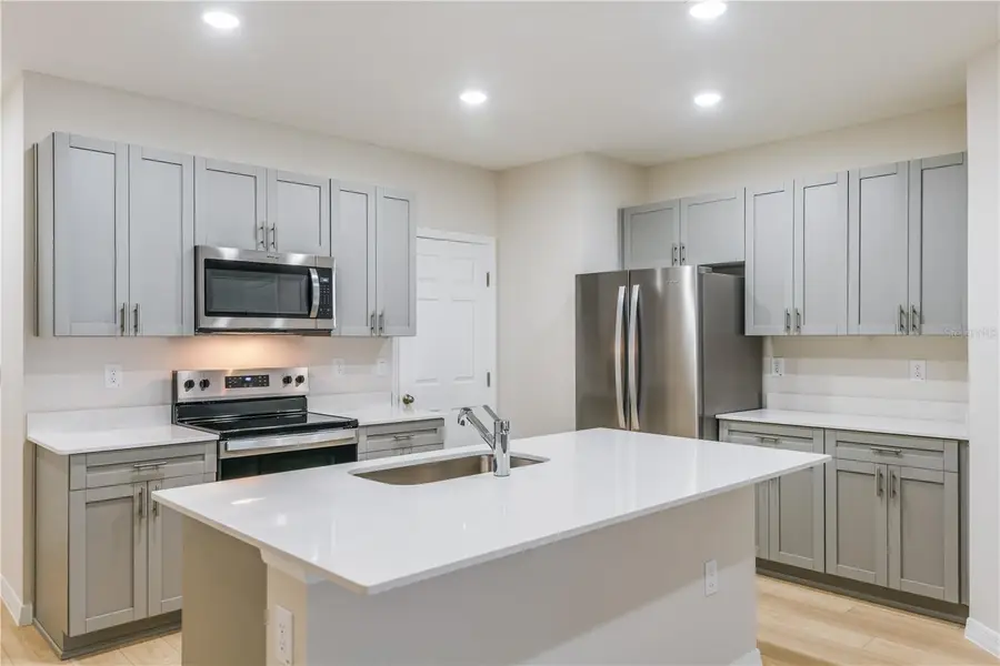 3723 King Hill Drive, Haines City, FL 33844 - Image #2