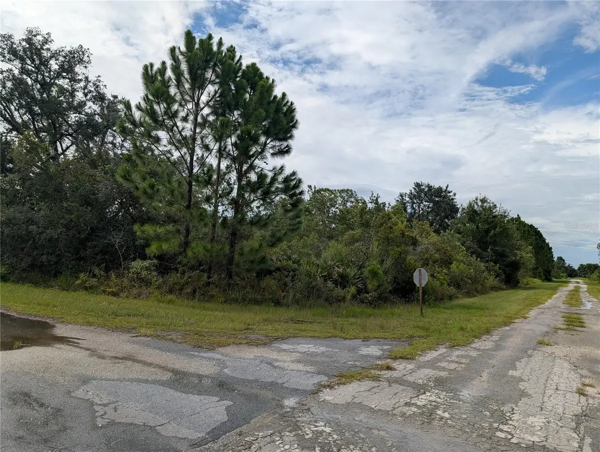 201 Alba Drive, Indian Lake Estates, FL 33855 - Image #1