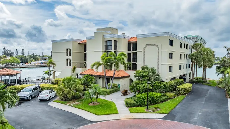 7403 Bayshore Drive #305, Treasure Island, FL 33706 - Image #3