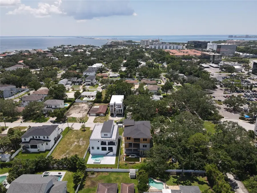 205 S Occident Street, Tampa, FL 33609 - Image #2