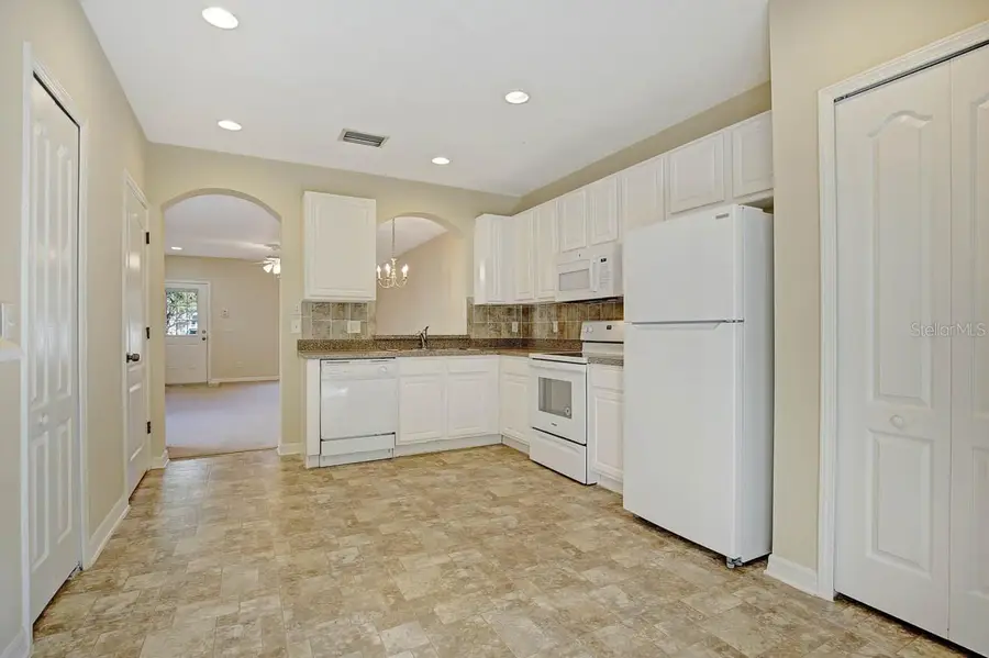 15909 Fishhawk View Drive, Lithia, FL 33547 - Image #2