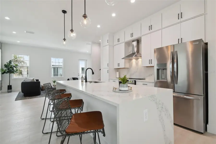 2724 5th Avenue S, Saint Petersburg, FL 33712 - Image #2