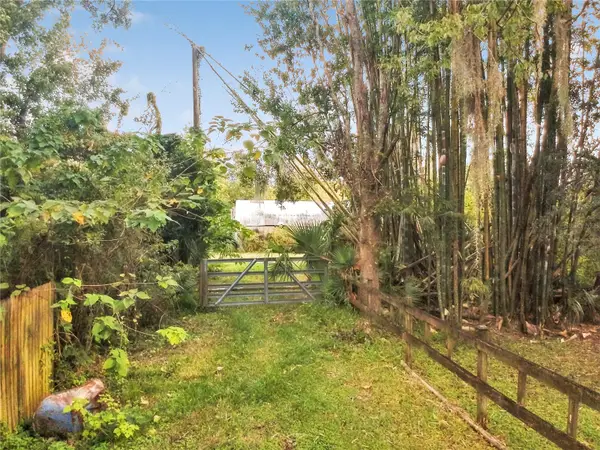 200 W English Street, PLANT CITY, FL 33563