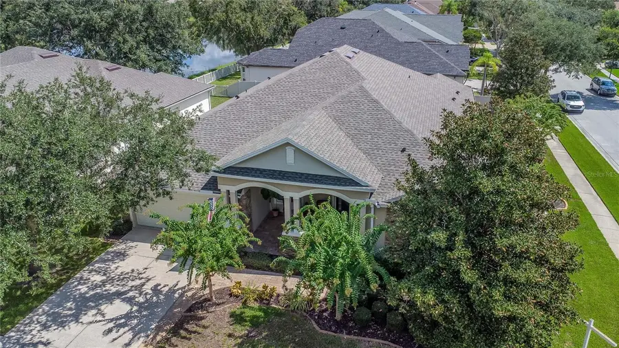 7204 Derwent Glen Circle, Land O Lakes, FL 34637 - Image #3