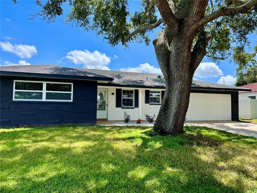 1361 Leona Drive, Largo, FL 33770 - Image #2