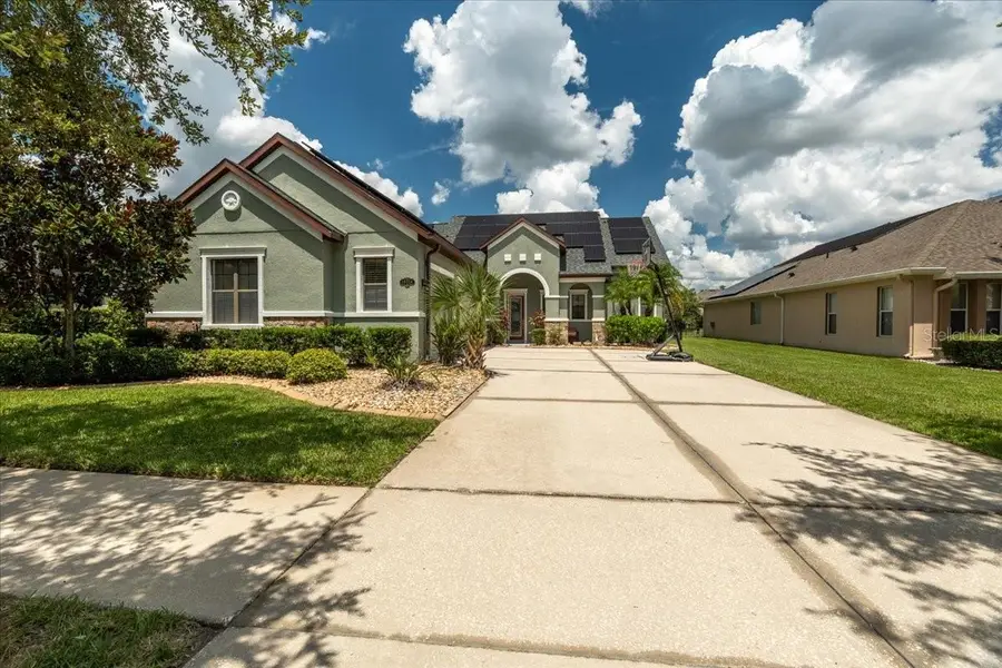 19358 Yellow Clover Dr, Tampa, FL 33647 - Image #2