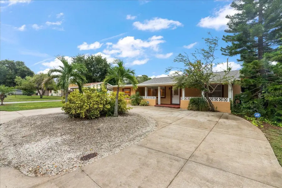 5390 48th Avenue N, Saint Petersburg, FL 33709 - Image #2