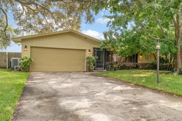 1353 Viewtop Drive, CLEARWATER, FL 33764