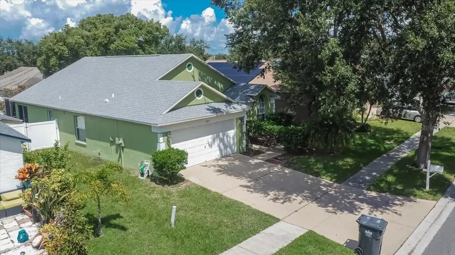 12833 Kings Lake Drive, Gibsonton, FL 33534 - Image #2