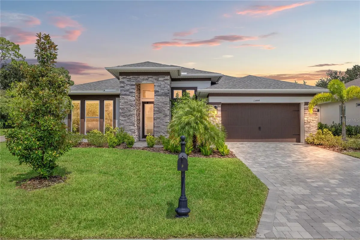 13444 Trailing Moss Drive, Dade City, FL 33525 - Image #1