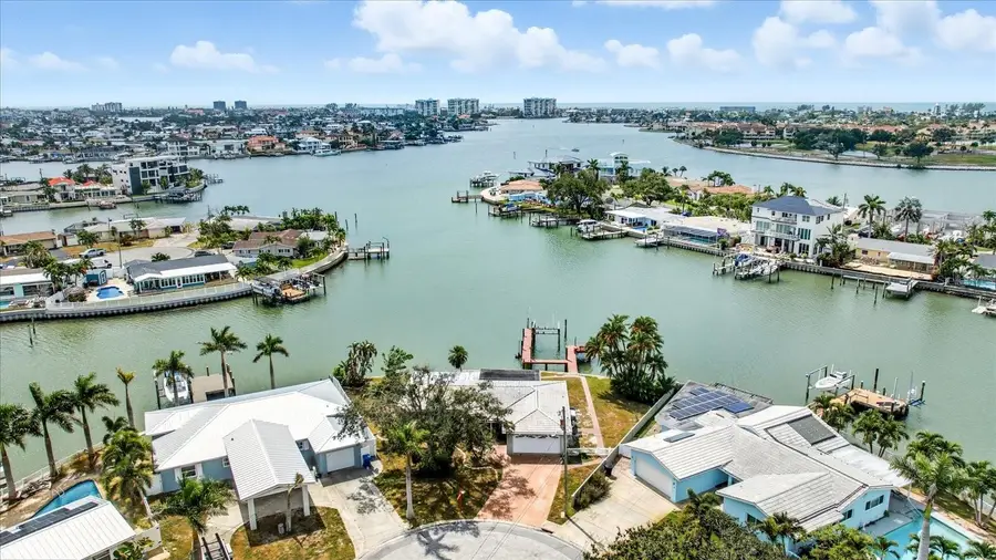 7998 1st Avenue S, Saint Petersburg, FL 33707 - Image #2