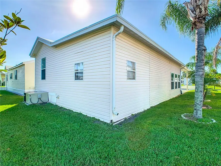 195 Gracie Avenue S, Frostproof, FL 33843 - Image #2