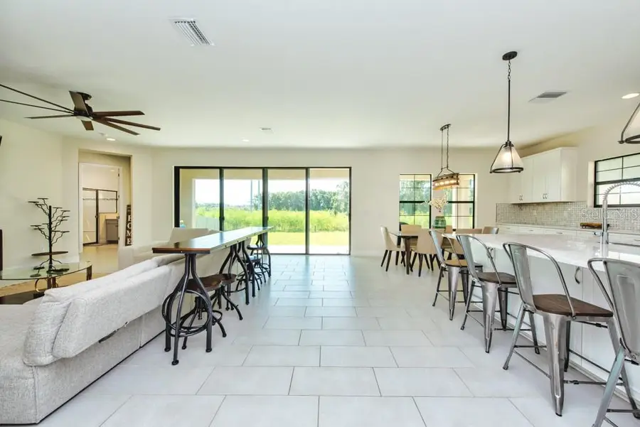 14529 Woodland Spur Drive, Lithia, FL 33547 - Image #3