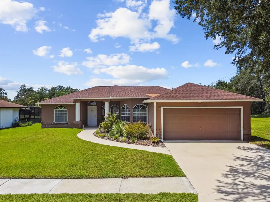 6943 Stephens Path, Zephyrhills, FL 33542 - Image #2