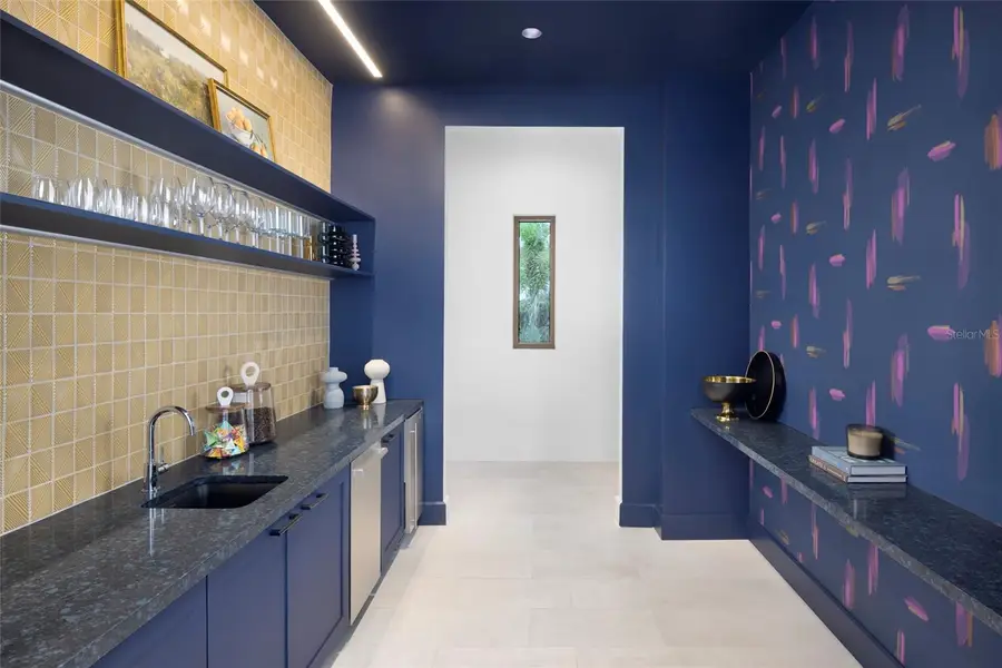 405 Alberata Way, Nokomis, FL 34275 - Image #3