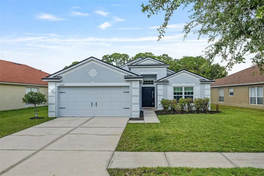 25247 Lexington Oaks Boulevard, Wesley Chapel, FL 33544 - Image #2