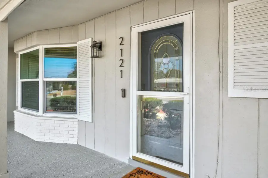 2121 Greenbriar Boulevard, Clearwater, FL 33763 - Image #2