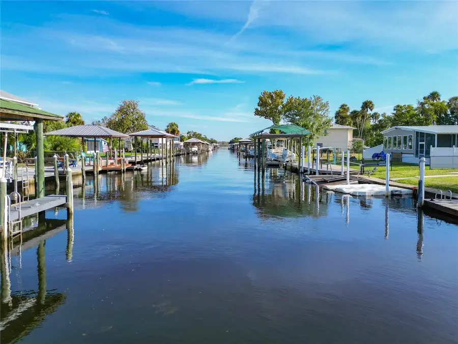 2550 N Comanche Point, Crystal River, FL 34429 - Image #2