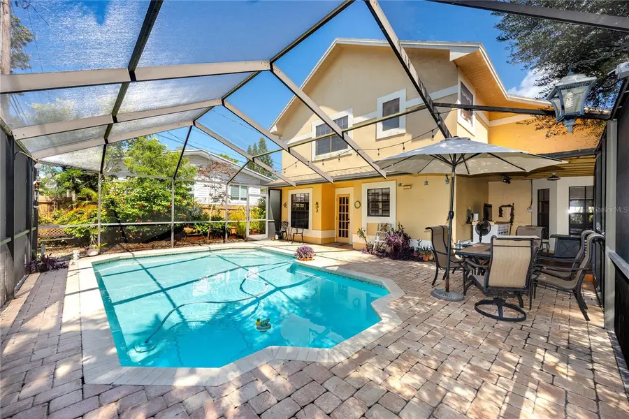 1229 Holiday Drive, Tarpon Springs, FL 34689 - Image #2