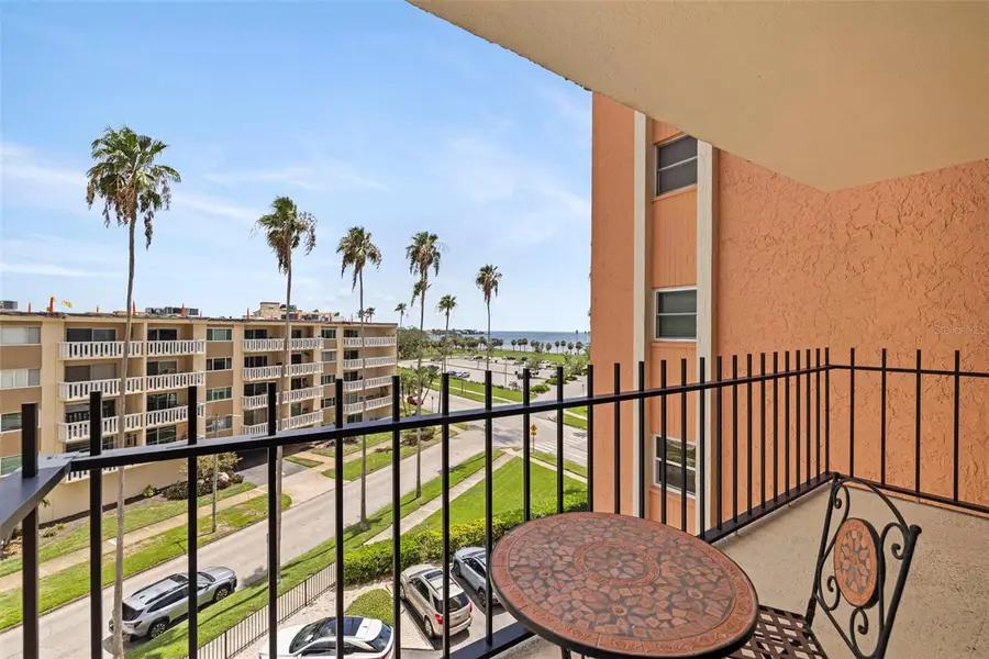 1120 N Shore Drive Ne #503, Saint Petersburg, FL 33701 - Image #2