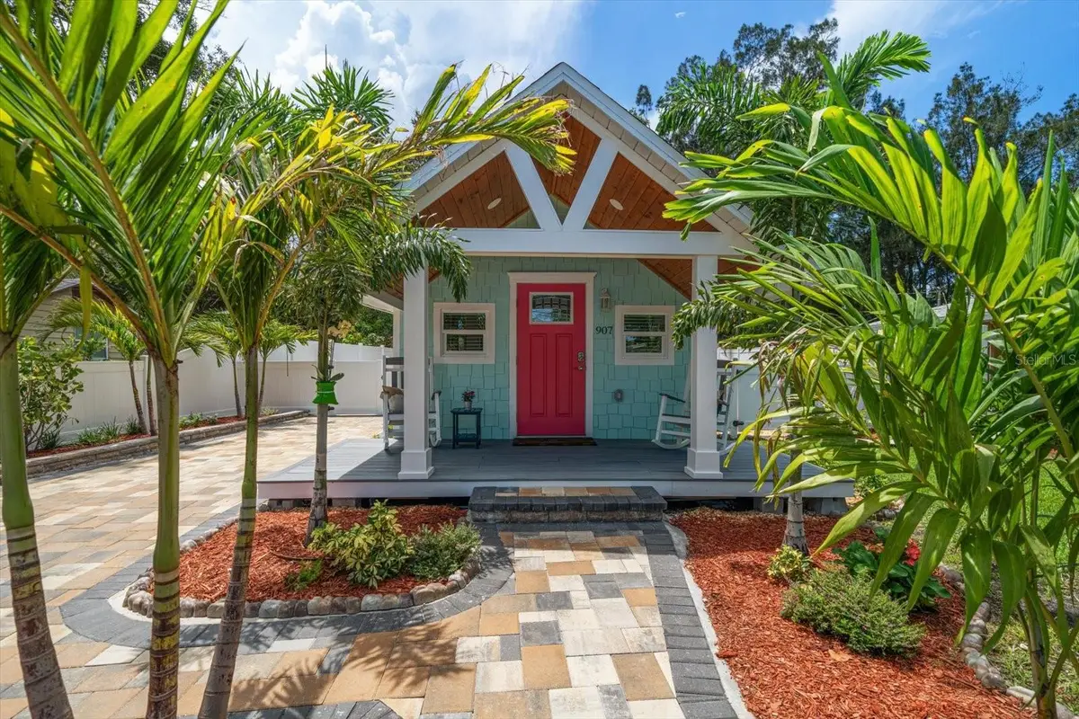 907 15th Avenue Nw, Largo, FL 33770 - Image #1