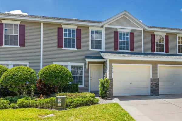 8010 Thoroughbred Loop, LARGO, FL 33773