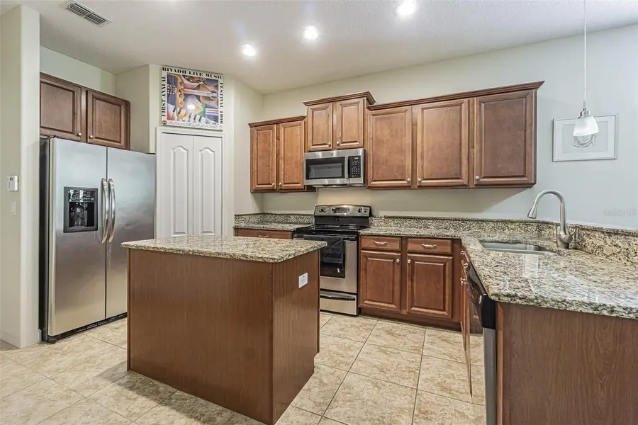 10661 Belmullet Drive, San Antonio, FL 33576 - Image #3