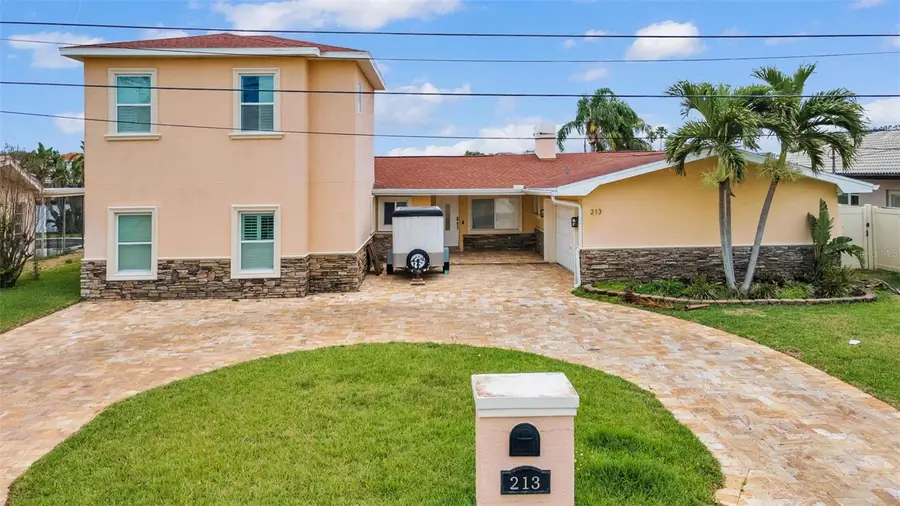 213 Leeward Island, Clearwater Beach, FL 33767 - Image #2