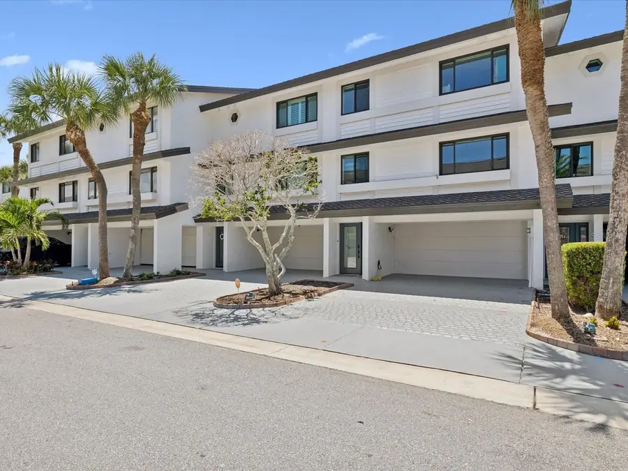 141 Marina Del Rey Court, Clearwater Beach, FL 33767 - Image #2