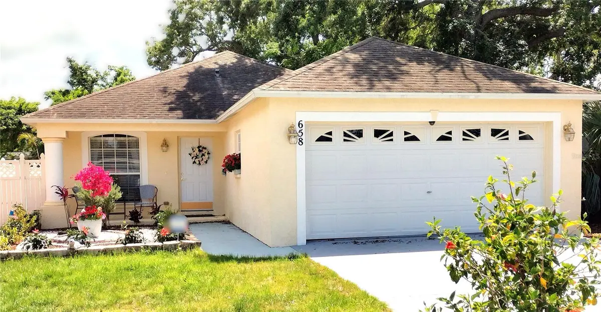 658 63rd Avenue S, Saint Petersburg, FL 33705 - Image #1