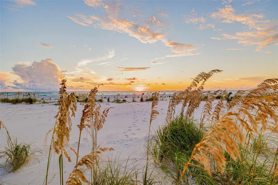 1024 Eldorado Avenue, Clearwater Beach, FL 33767 - Image #2