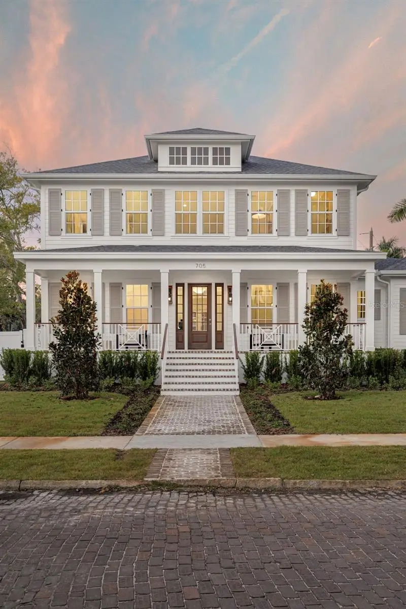 705 17th Avenue Ne, Saint Petersburg, FL 33704 - Image #2