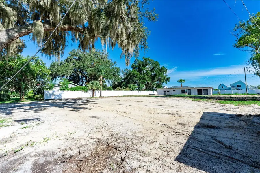 32843 Michigan Ave, San Antonio, FL 33576 - Image #3