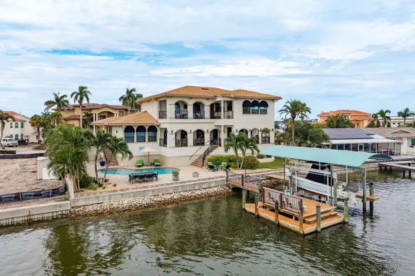 7974 9th Avenue S, ST PETERSBURG, FL 33707