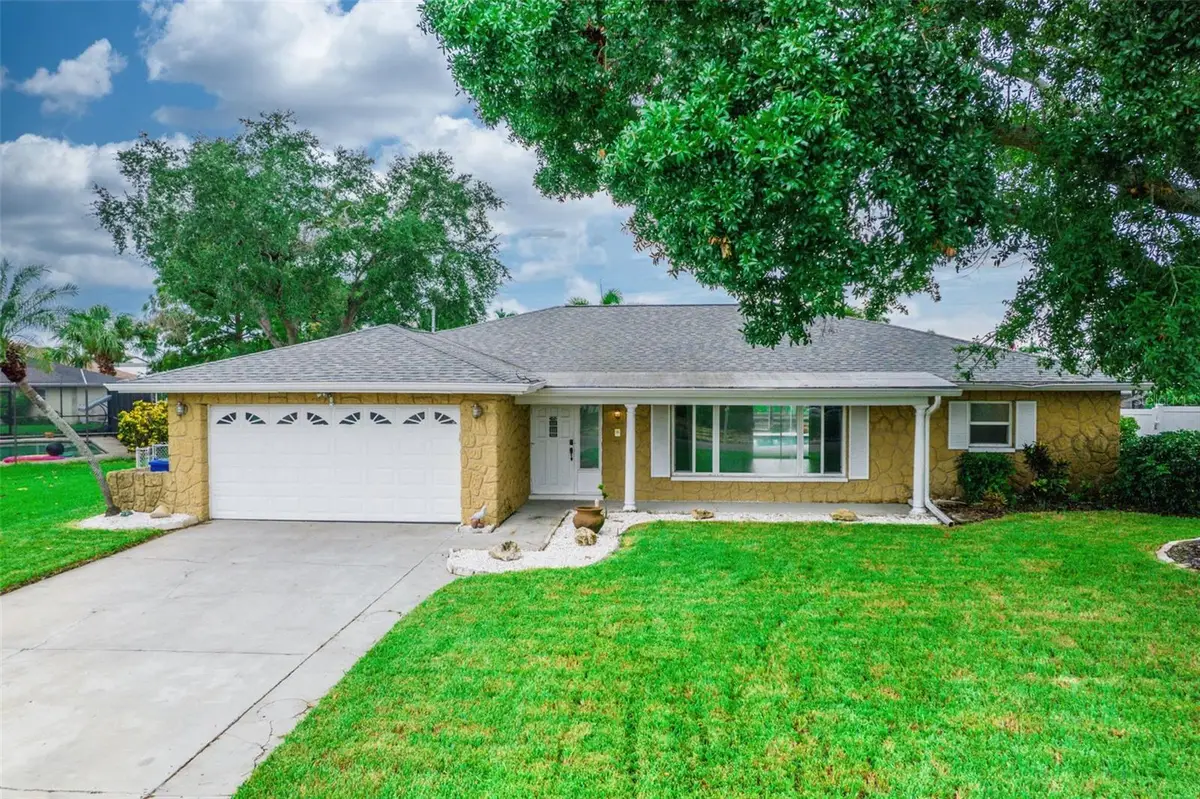 6322 Balboa Lane, Apollo Beach, FL 33572 - #1