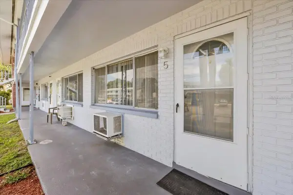 2353 Shelley Street #5, CLEARWATER, FL 33765